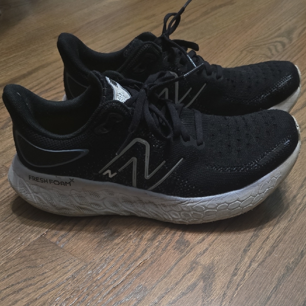 New Balance 1080 Womens Black and White Sneakers